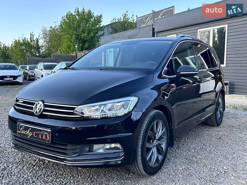 Volkswagen Touran 2016