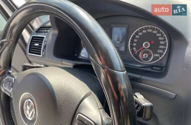 Мінівен Volkswagen Touran 2011 в 
