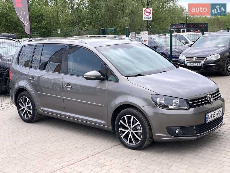Мінівен Volkswagen Touran 2011 в Бердичеві