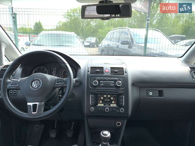 Мінівен Volkswagen Touran 2011 в Бердичеві