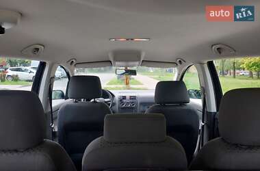 Мінівен Volkswagen Touran 2004 в 
