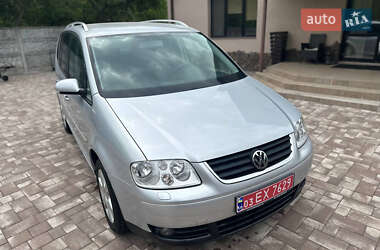 Минивэн Volkswagen Touran 2004 в 