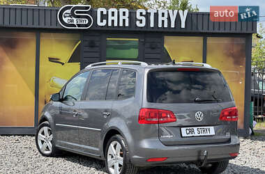 Мінівен Volkswagen Touran 2010 в 