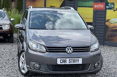 Мінівен Volkswagen Touran 2010 в 