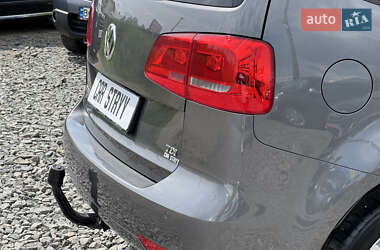Мінівен Volkswagen Touran 2010 в 