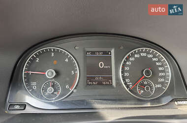 Мінівен Volkswagen Touran 2010 в 