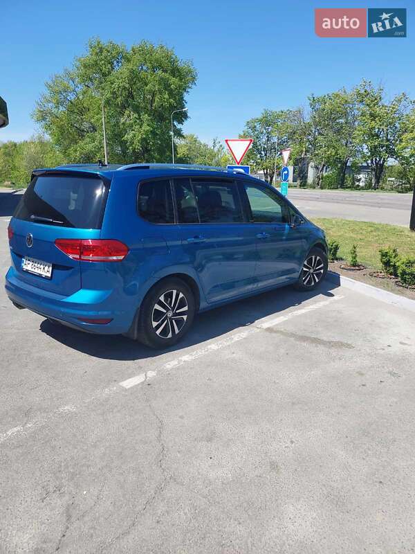 Мікровен Volkswagen Touran 2019 в 
