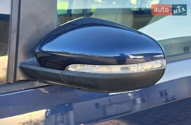 Минивэн Volkswagen Touran 2010 в 