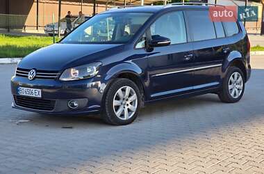 Минивэн Volkswagen Touran 2010 в 