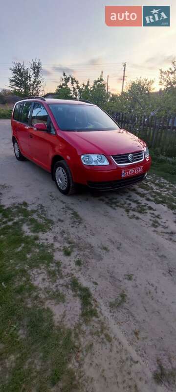 Мінівен Volkswagen Touran 2006 в Демидівці