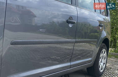 Минивэн Volkswagen Touran 2007 в 