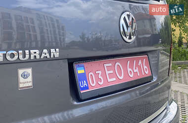 Минивэн Volkswagen Touran 2007 в 