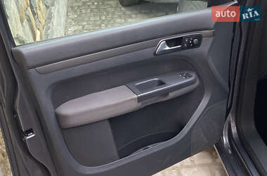 Минивэн Volkswagen Touran 2007 в 