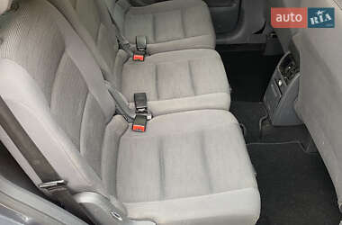 Минивэн Volkswagen Touran 2007 в 