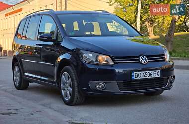 Минивэн Volkswagen Touran 2010 в 