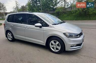 Микровэн Volkswagen Touran 2016 в 