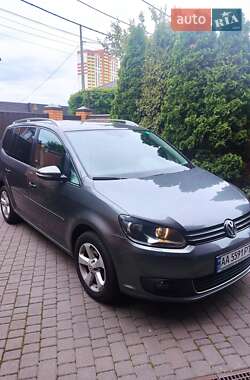 Минивэн Volkswagen Touran 2012 в Киеве