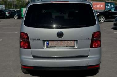 Мінівен Volkswagen Touran 2008 в 