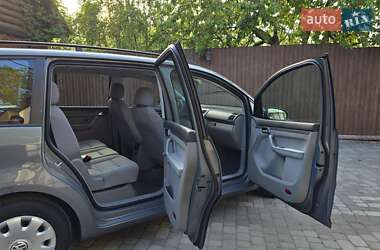 Мінівен Volkswagen Touran 2004 в 