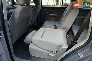 Мінівен Volkswagen Touran 2004 в 