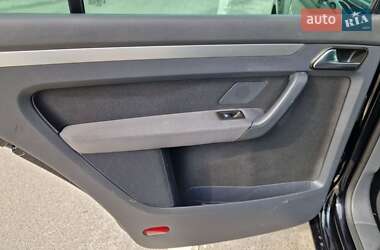 Минивэн Volkswagen Touran 2007 в 