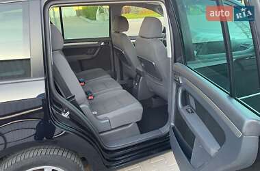Минивэн Volkswagen Touran 2007 в 