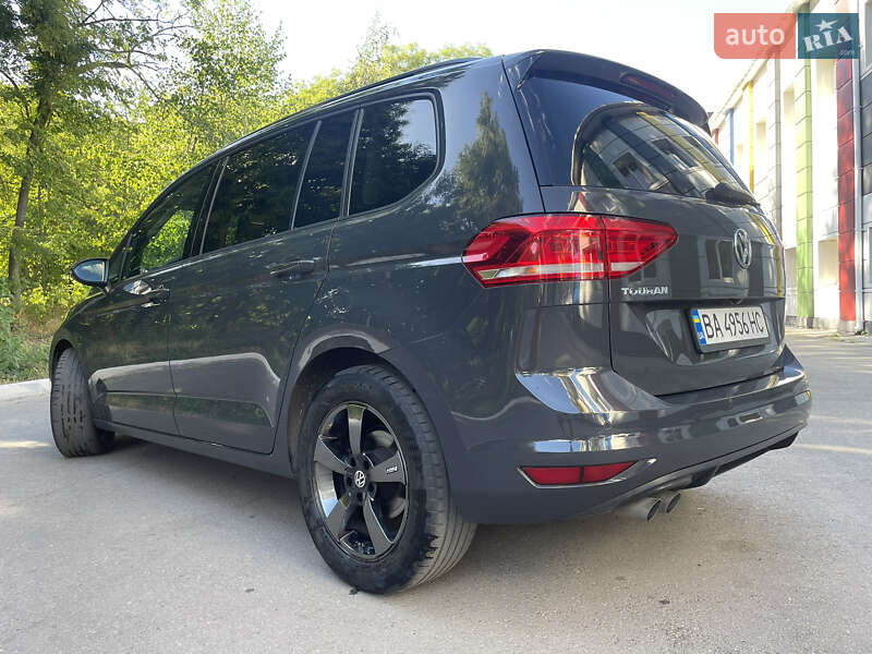 Мікровен Volkswagen Touran 2018 в Кропивницькому