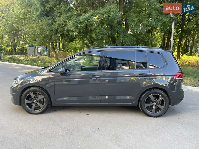 Мікровен Volkswagen Touran 2018 в Кропивницькому