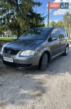 Мінівен Volkswagen Touran 2006 в Житомирі
