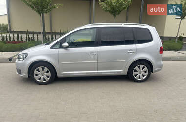 Мінівен Volkswagen Touran 2011 в 