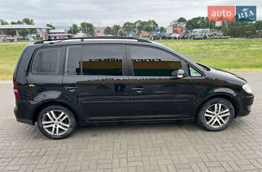 Мінівен Volkswagen Touran 2008 в 