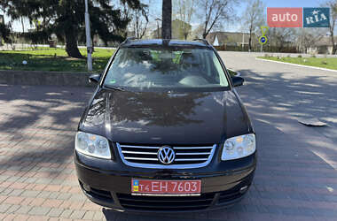 Минивэн Volkswagen Touran 2006 в 