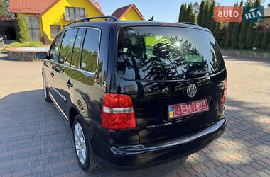 Минивэн Volkswagen Touran 2006 в 