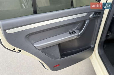 Минивэн Volkswagen Touran 2014 в 