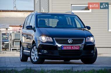 Мінівен Volkswagen Touran 2008 в 