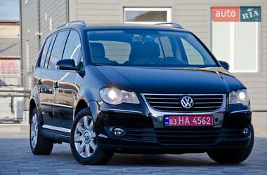 Мінівен Volkswagen Touran 2008 в 