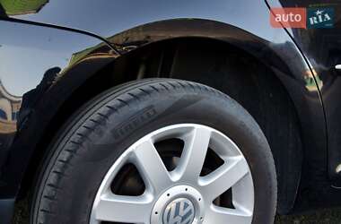 Мінівен Volkswagen Touran 2008 в 