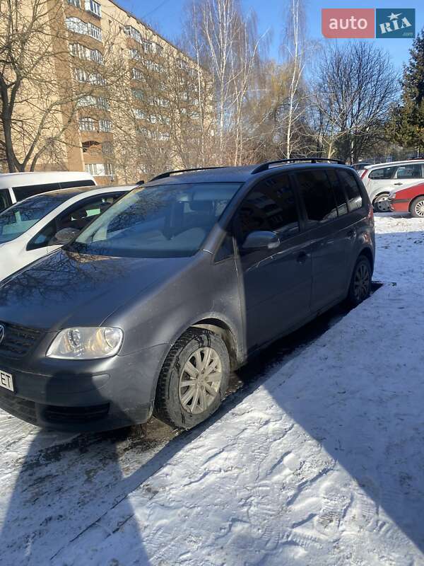 Volkswagen Touran 2005