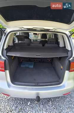 Мінівен Volkswagen Touran 2010 в 