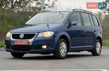 Минивэн Volkswagen Touran 2008 в Виннице