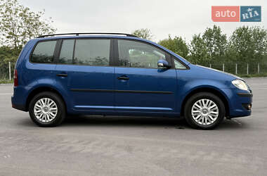 Мінівен Volkswagen Touran 2008 в 