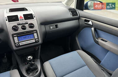 Мінівен Volkswagen Touran 2008 в 