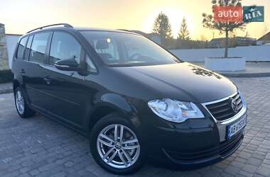 Минивэн Volkswagen Touran 2010 в Виннице