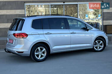 Микровэн Volkswagen Touran 2020 в 