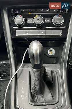 Микровэн Volkswagen Touran 2020 в 
