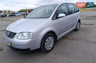 Мінівен Volkswagen Touran 2005 в 