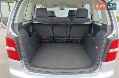 Мінівен Volkswagen Touran 2005 в 