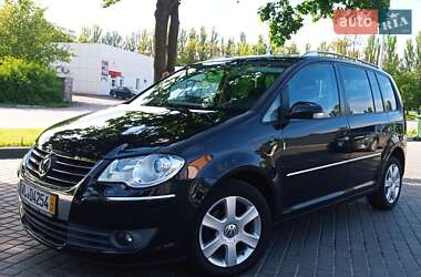 Мінівен Volkswagen Touran 2008 в Кропивницькому