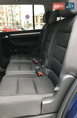Мінівен Volkswagen Touran 2009 в 