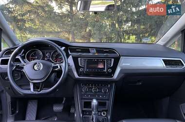 Минивэн Volkswagen Touran 2016 в 
